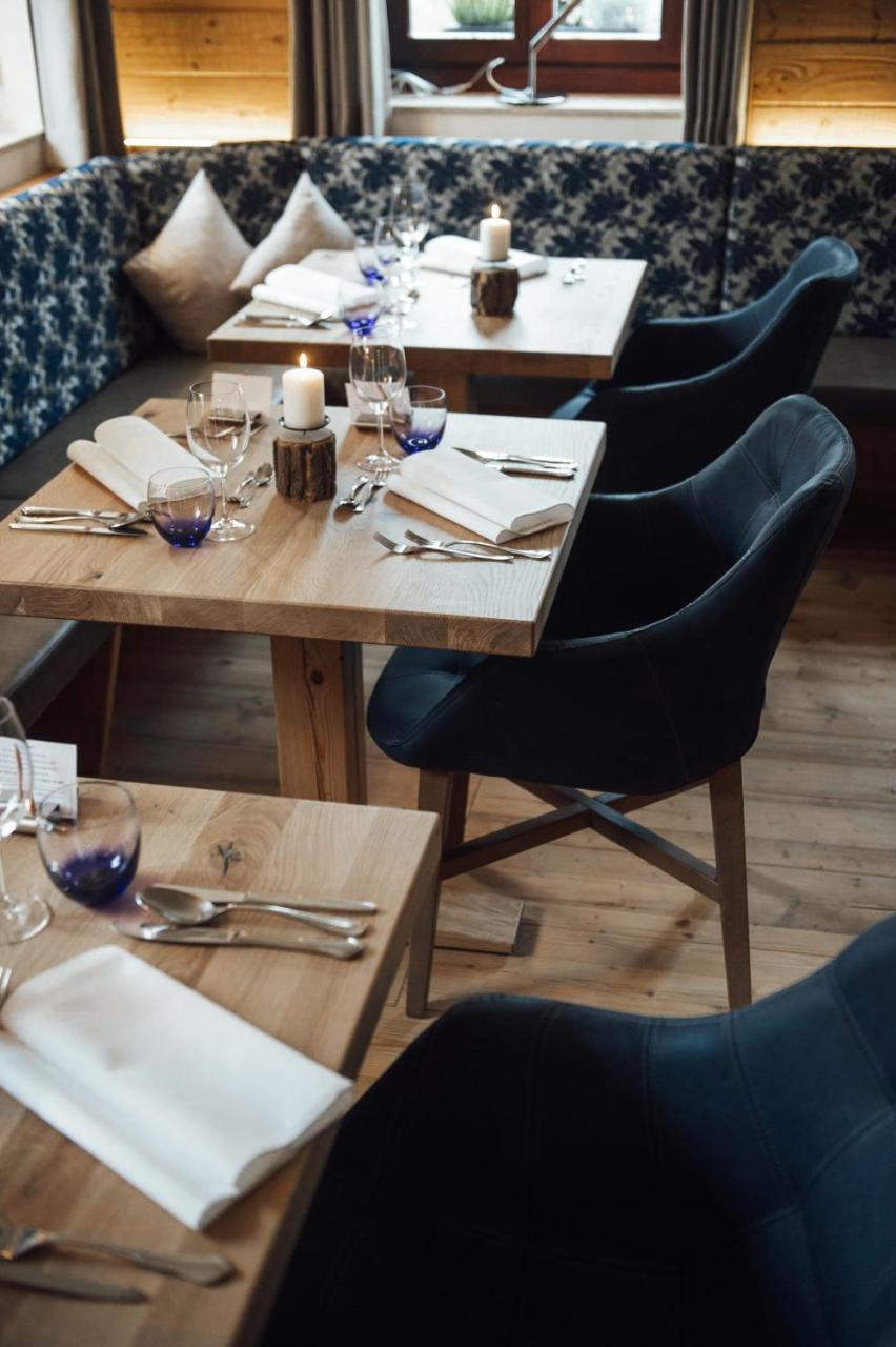 Rossano Boutique Hotel & Ristorante Sachsen bei Ansbach Eksteriør billede
