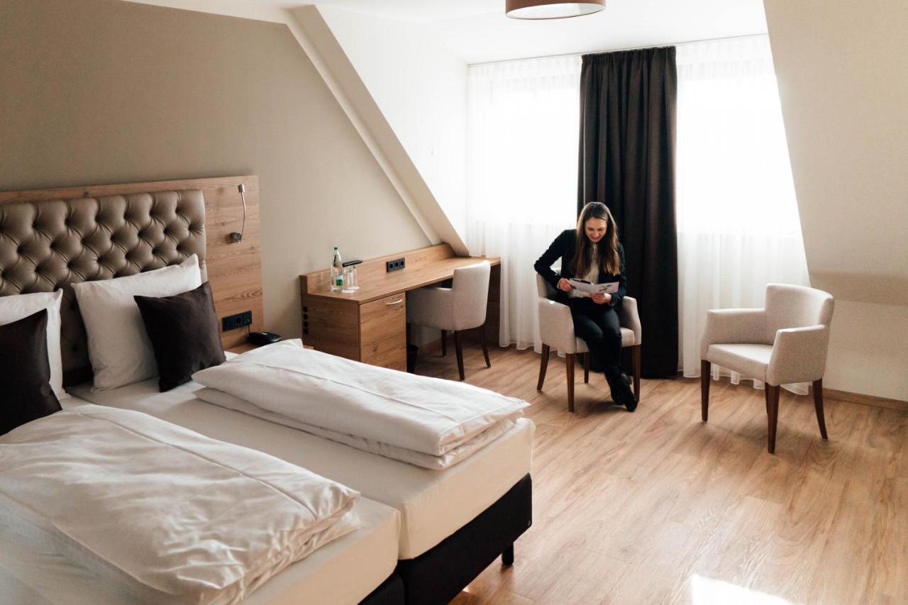 Rossano Boutique Hotel & Ristorante Sachsen bei Ansbach Eksteriør billede