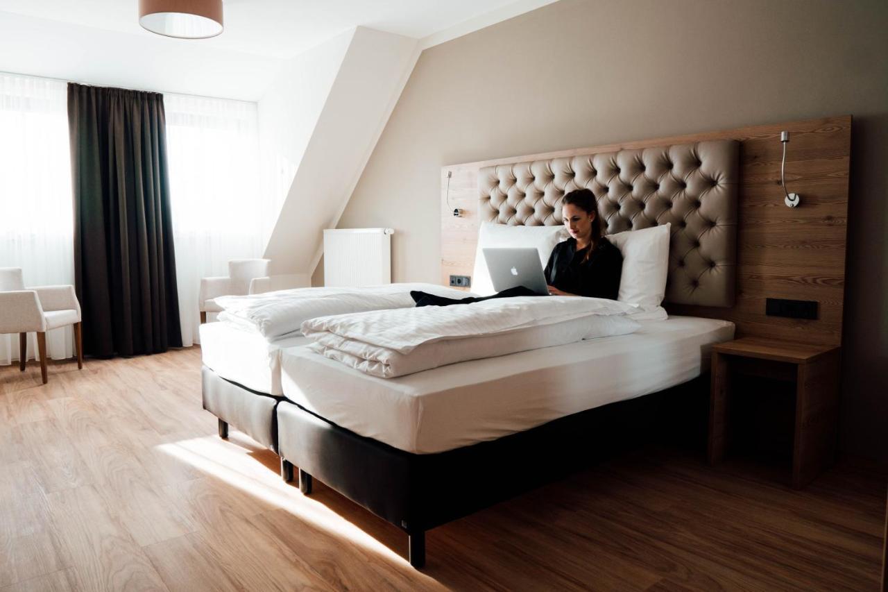 Rossano Boutique Hotel & Ristorante Sachsen bei Ansbach Eksteriør billede