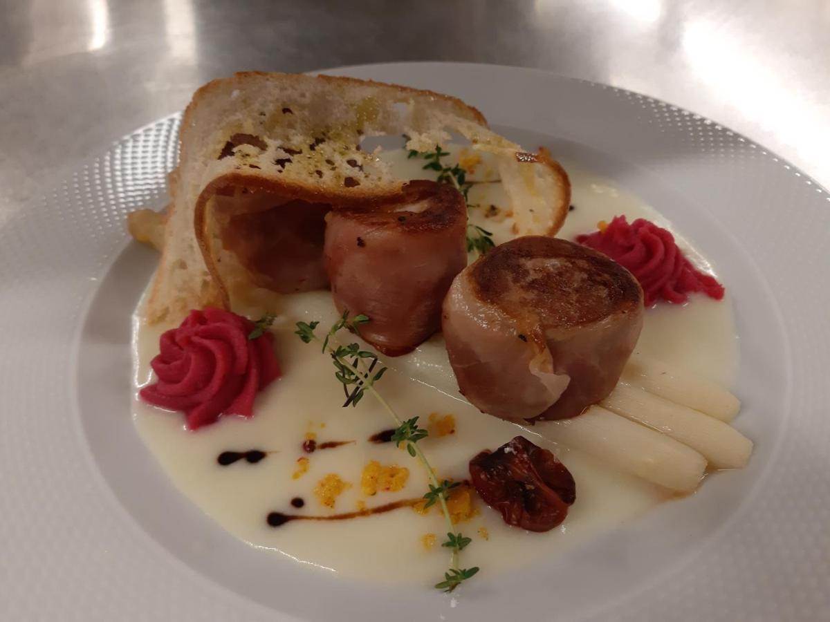 Rossano Boutique Hotel & Ristorante Sachsen bei Ansbach Eksteriør billede