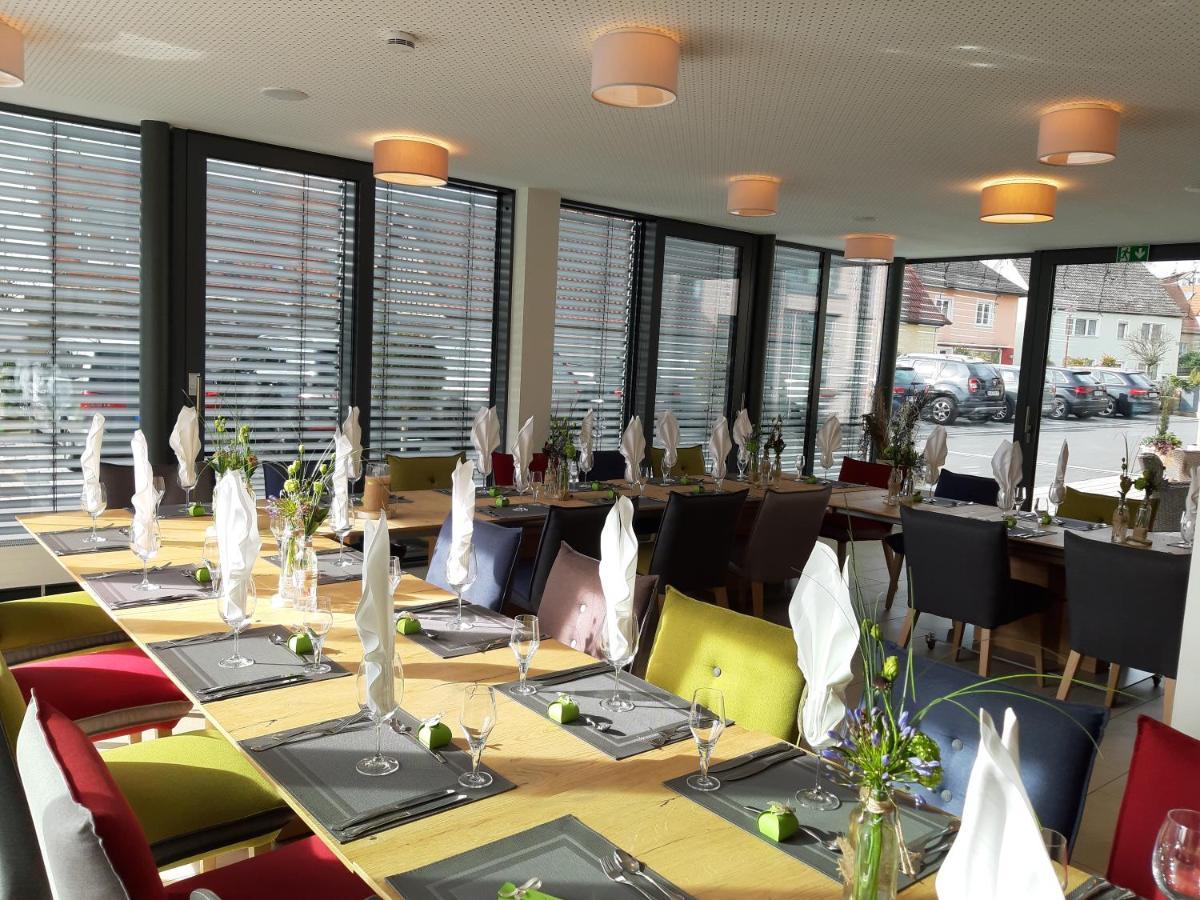 Rossano Boutique Hotel & Ristorante Sachsen bei Ansbach Eksteriør billede